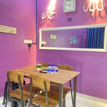 Aisy Homestay - Rumah 2 Atau 3 Kampong Tanjong Karang Exterior photo