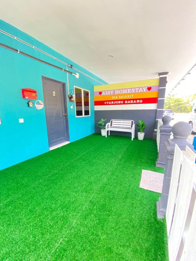 Aisy - Rumah 2 Atau 3 Kampong Tanjong Karang